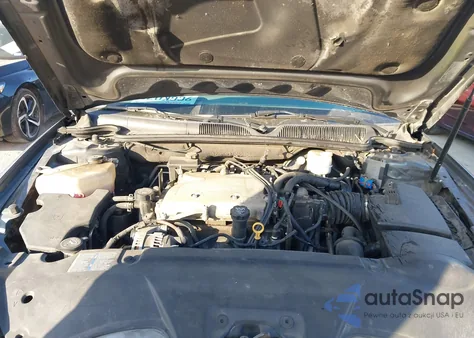 2010 Buick Lucerne Cxl z USA, uszkodzony, nr VIN 1G4HC5E13AU100379